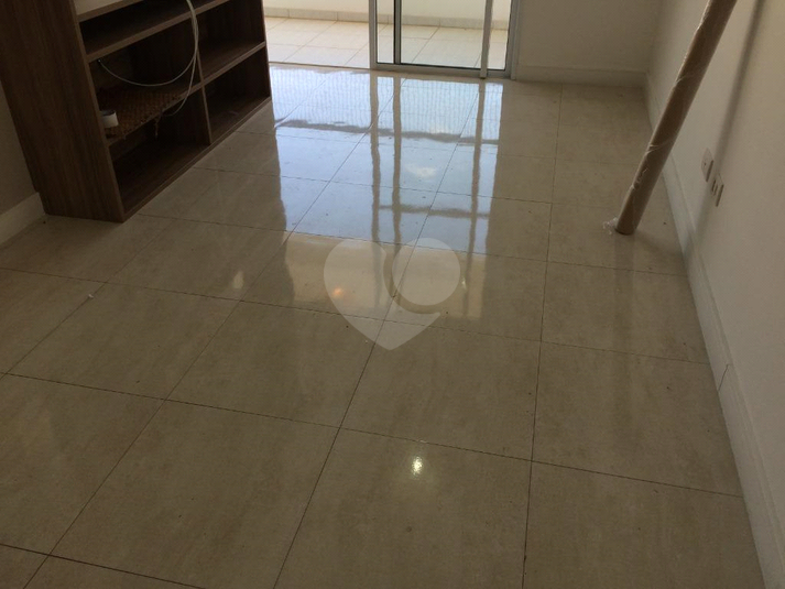 Venda Apartamento São Paulo Cambuci REO800465 3