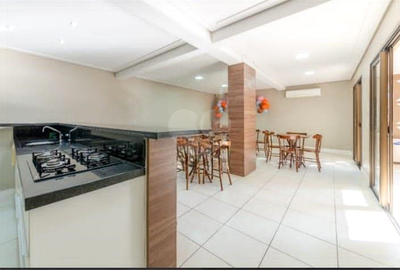 Venda Apartamento Porto Alegre São João REO800572 16