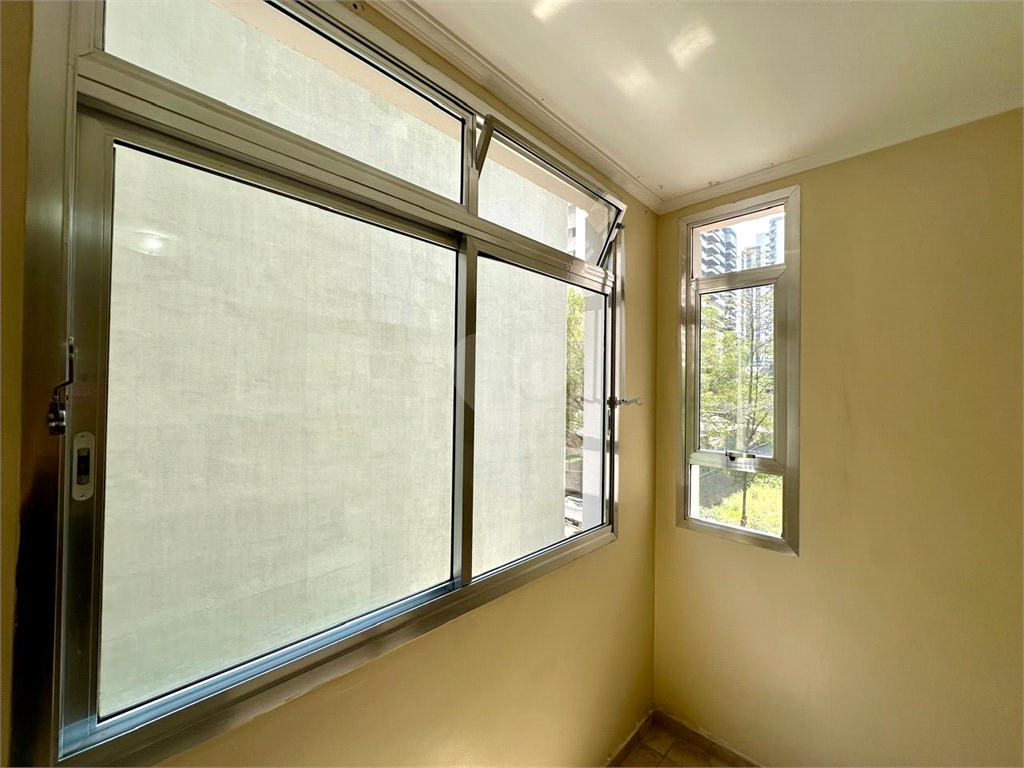 Venda Apartamento São Paulo Sumaré REO802156 9