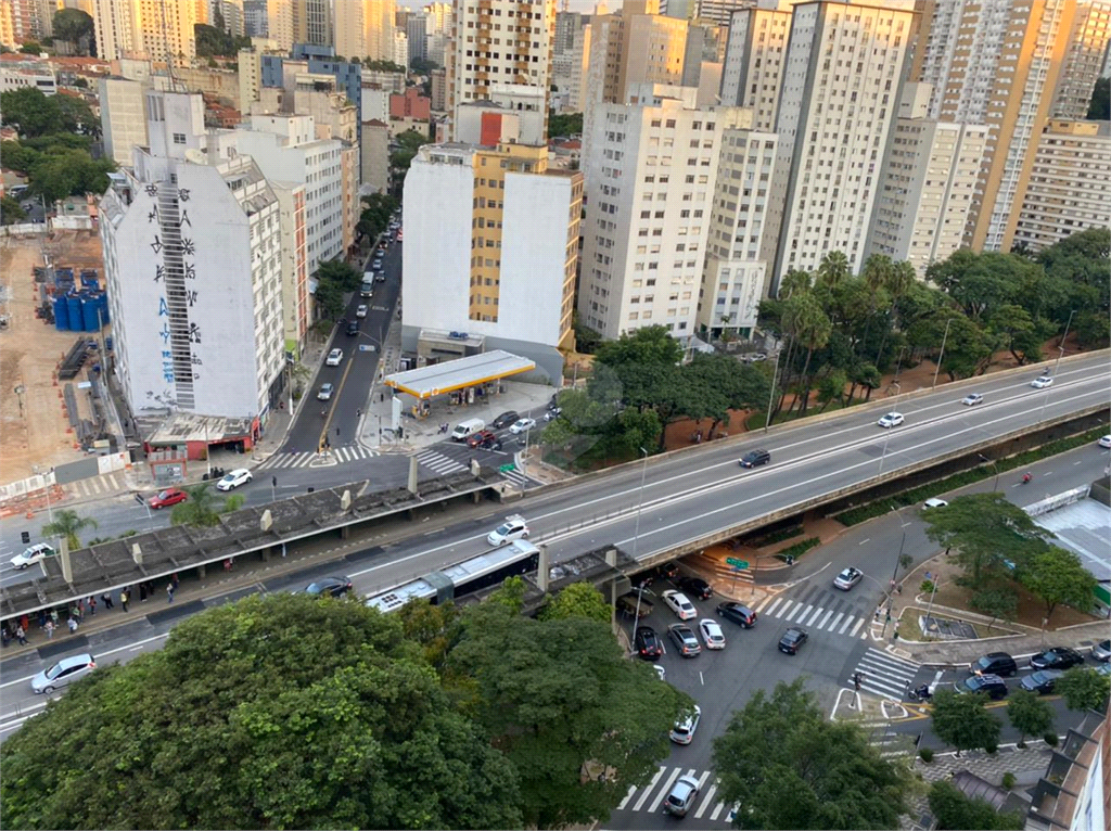 Venda Apartamento São Paulo Bela Vista REO8031 22