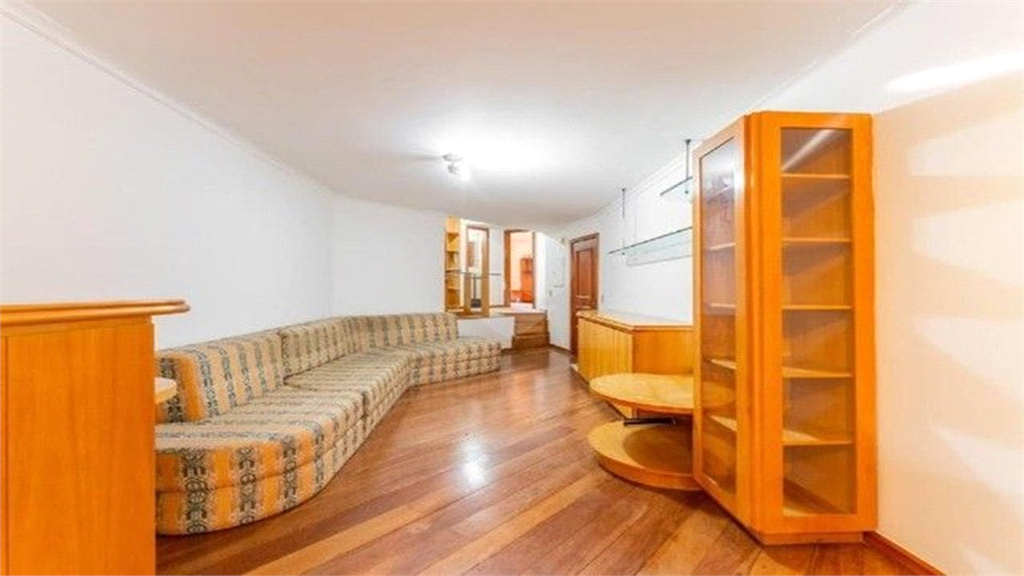 Venda Apartamento Curitiba Centro REO803309 11