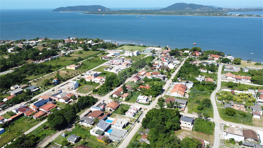 Foto REO803347