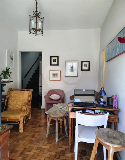 Foto REO803801