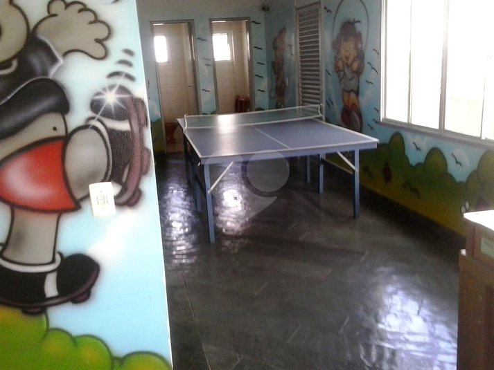 Foto REO803904