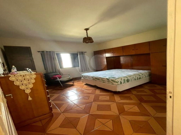 Foto REO804257