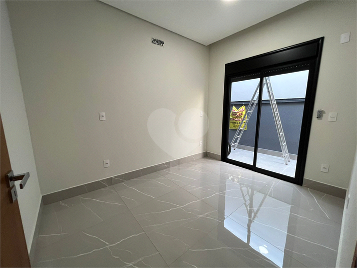 Foto REO804548