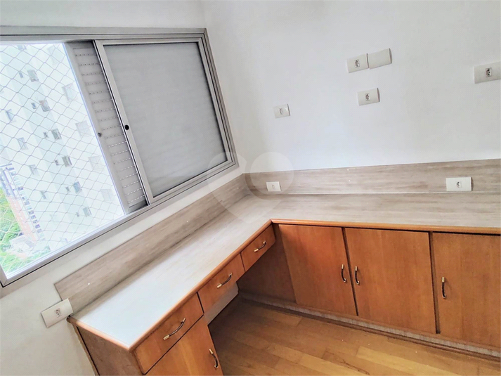 Venda Apartamento São Paulo Santana REO805596 13