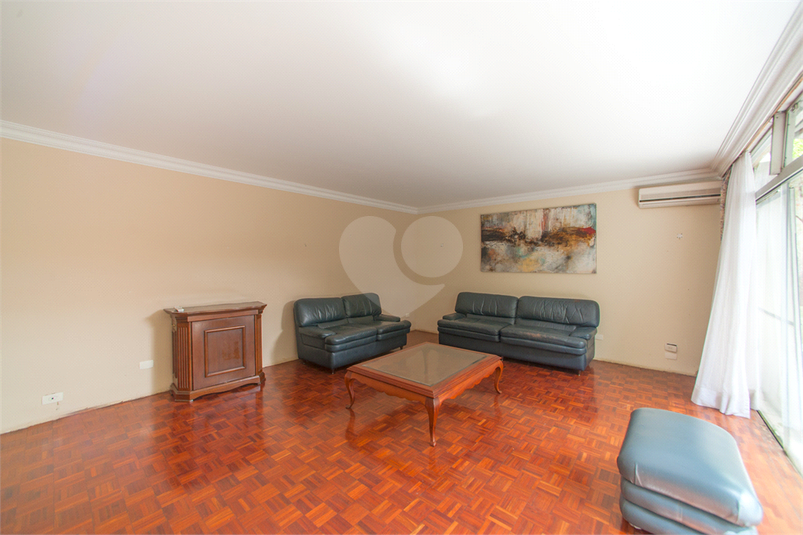 Foto REO805750
