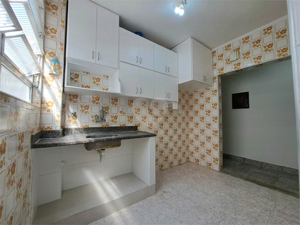 Venda Apartamento São Vicente Centro REO805965 14