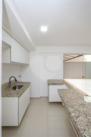 Venda Apartamento Belo Horizonte Centro REO807007 13