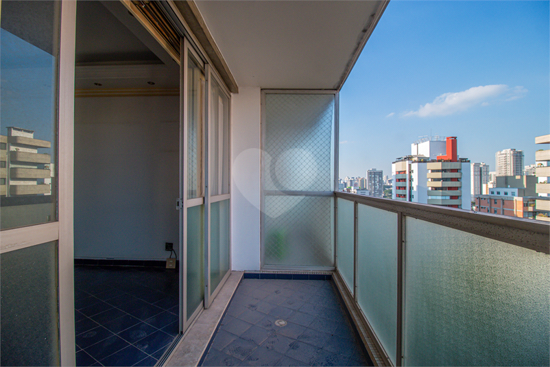 Foto REO808046