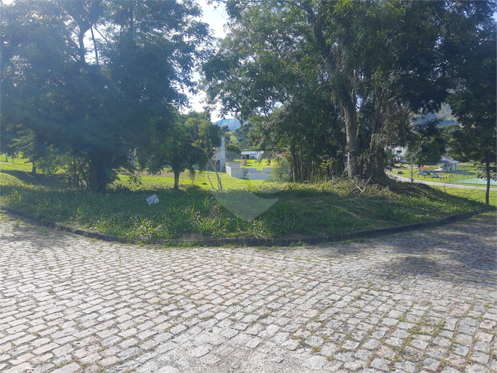 Foto REO808250