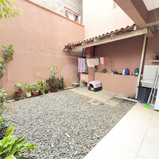 Foto REO808440