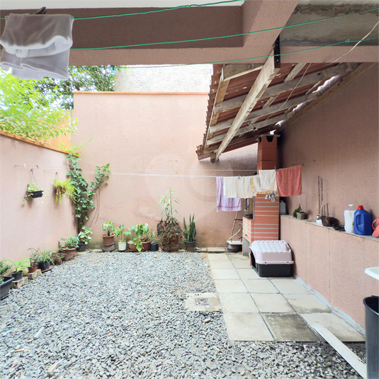 Foto REO808440