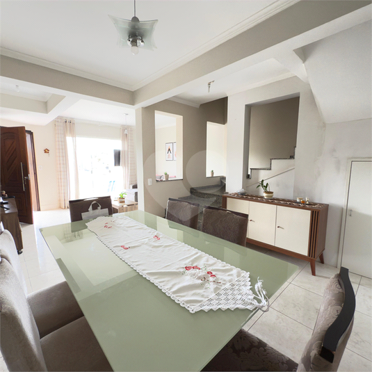Foto REO808440