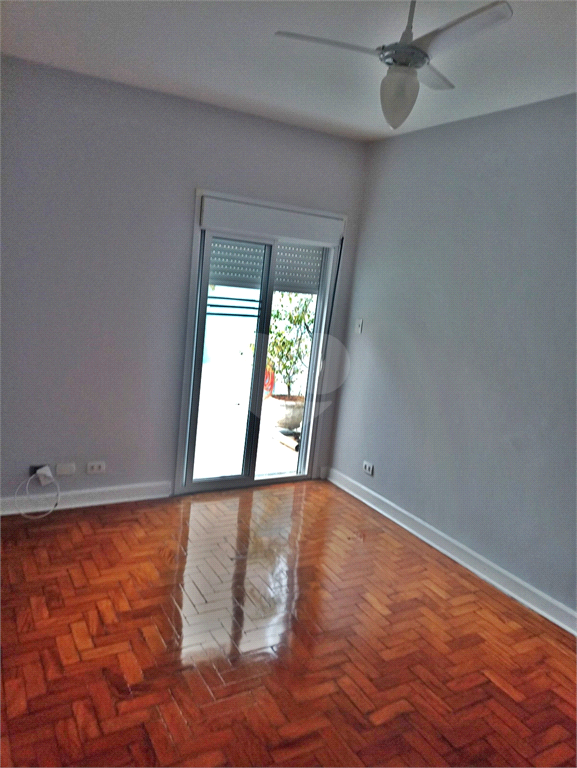 Venda Casa de vila São Paulo Vila Olímpia REO809297 28