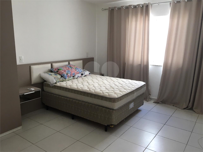 Venda Apartamento Cabo Frio Centro REO809830 11