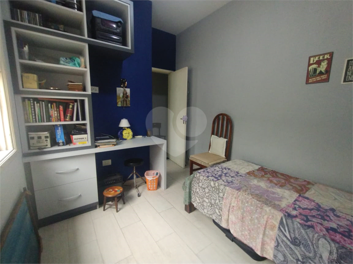 Foto REO809921