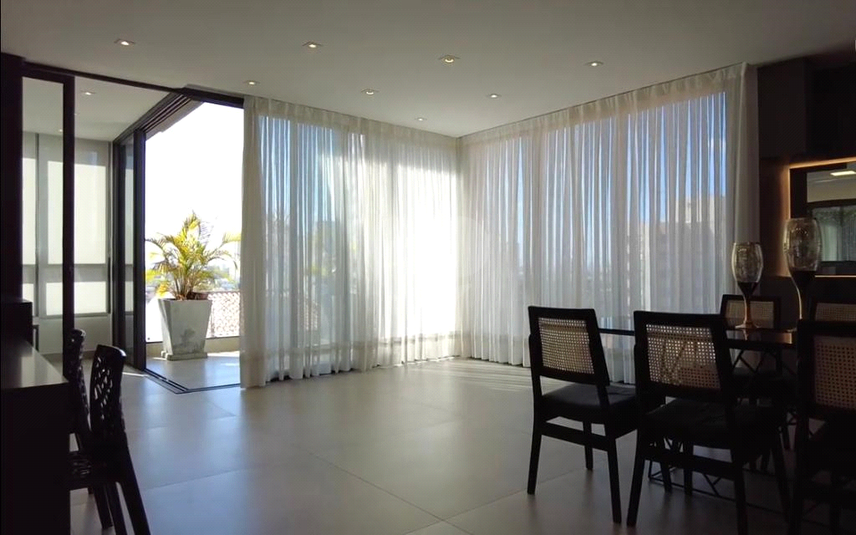 Venda Casa de vila São Paulo Santana REO809984 4