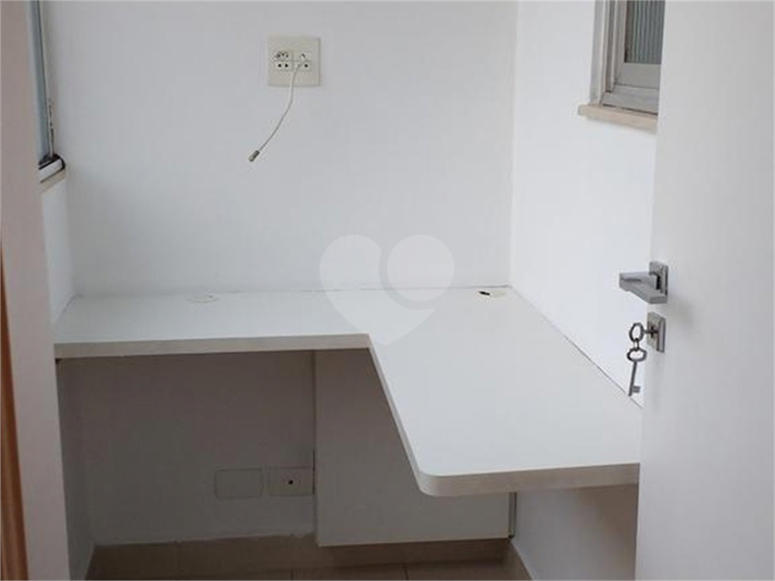 Venda Apartamento São Paulo Santana REO810059 14