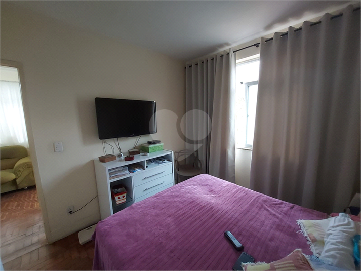 Foto REO810073