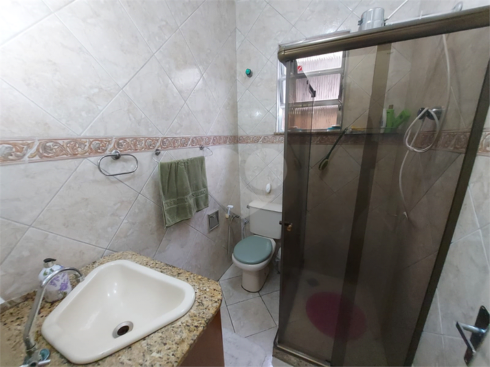 Foto REO810073