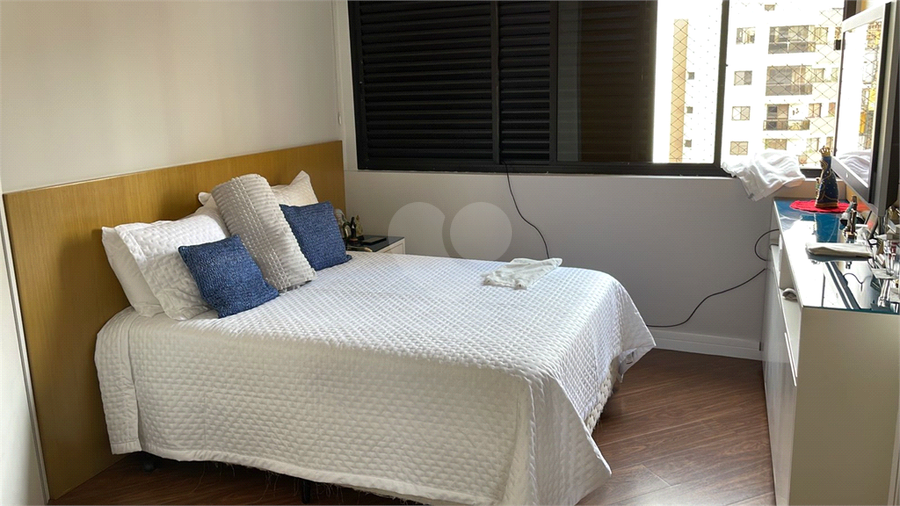 Foto REO811072