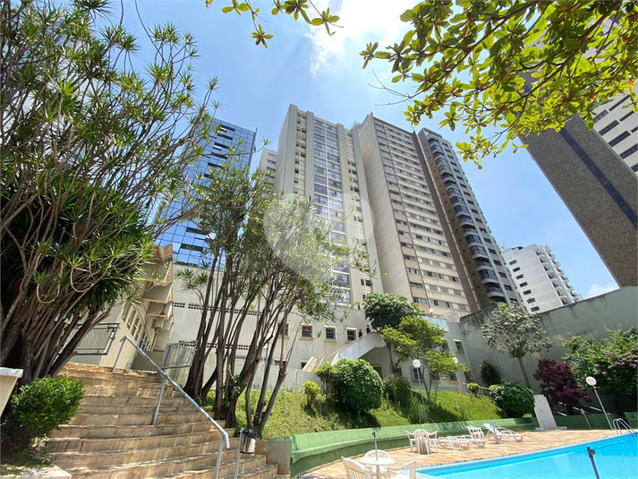 Venda Apartamento São Paulo Santana REO811547 21