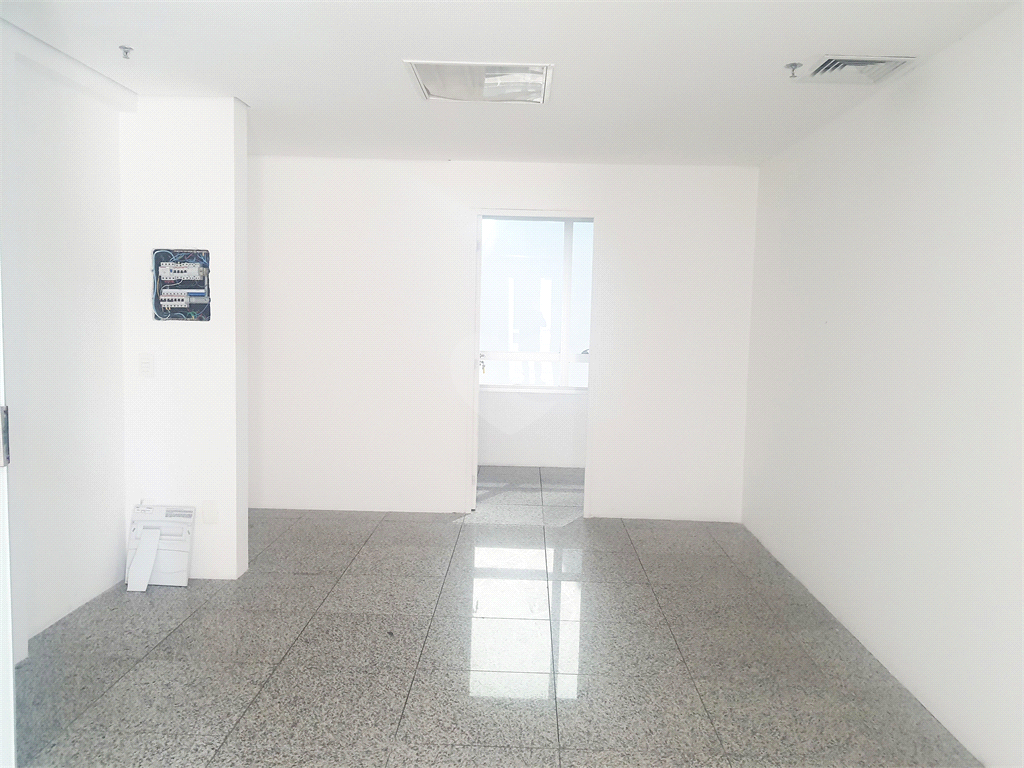 Aluguel Salas São Paulo Paraíso REO812613 7