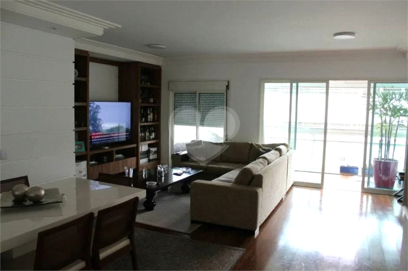 Foto REO812696