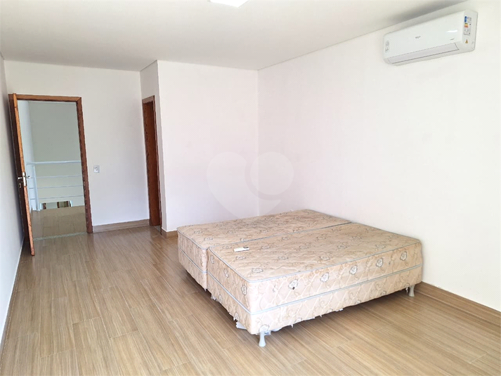 Foto REO813244
