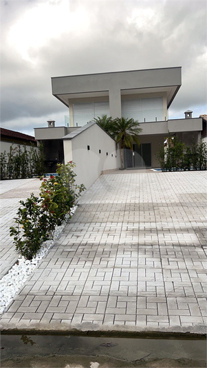 Foto REO813244