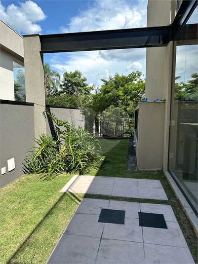 Foto REO815585
