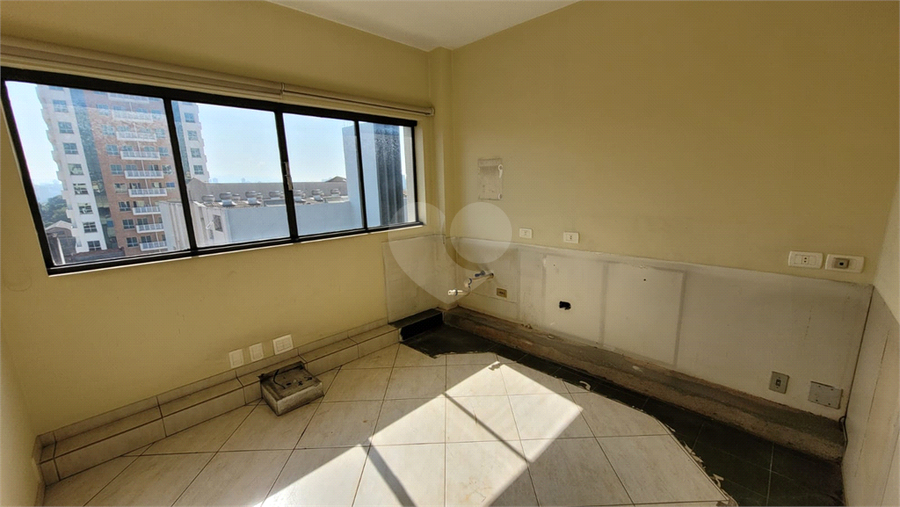 Venda Salas São Paulo Lapa REO815695 18