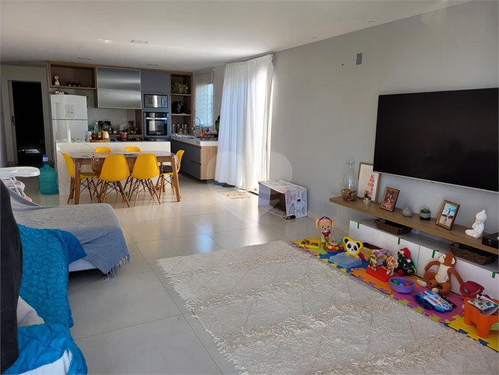 Foto REO815900