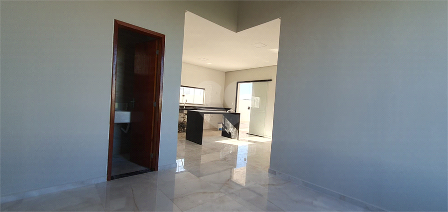 Foto REO816022