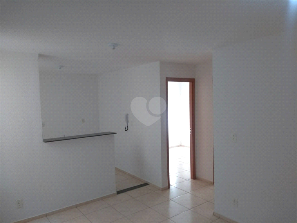 Venda Apartamento São Carlos Parque Fehr REO817155 3