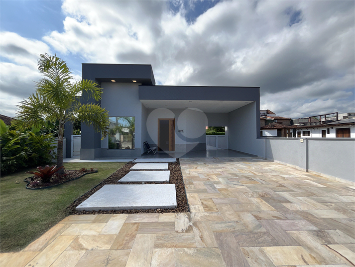 Foto REO818838