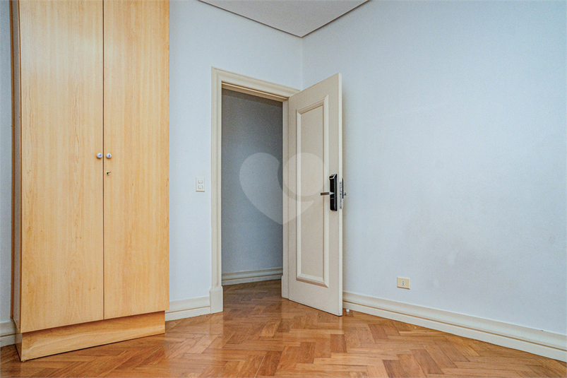 Foto REO819094
