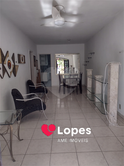 Foto REO820336