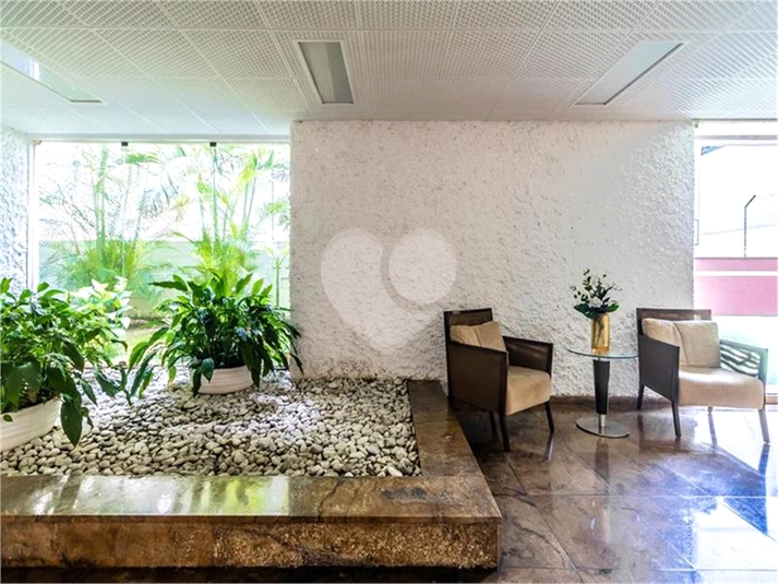 Venda Apartamento São Paulo Cerqueira César REO821700 29