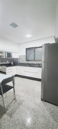 Foto REO822923