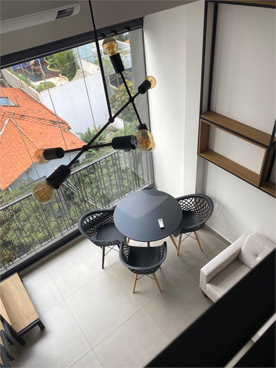 Venda Loft São Paulo Pinheiros REO823057 25