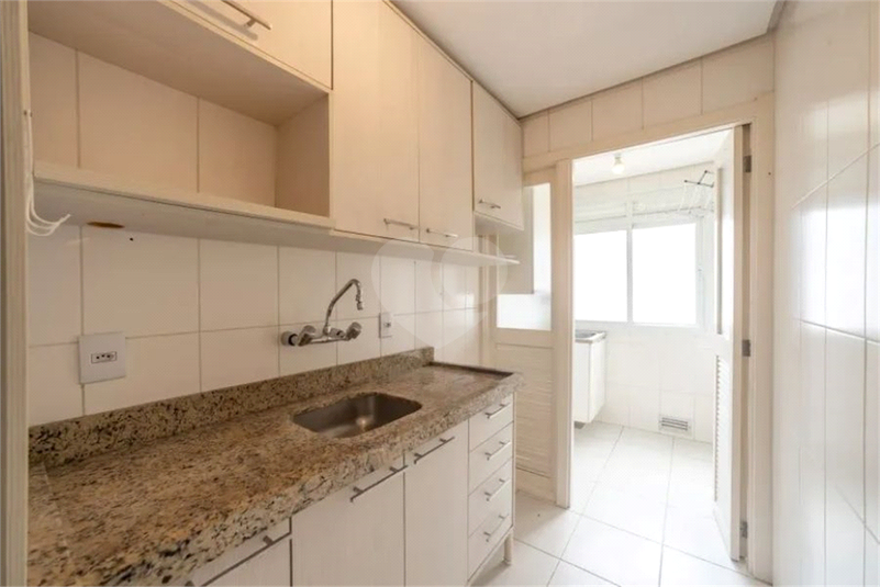 Venda Apartamento Porto Alegre Centro Histórico REO825916 14