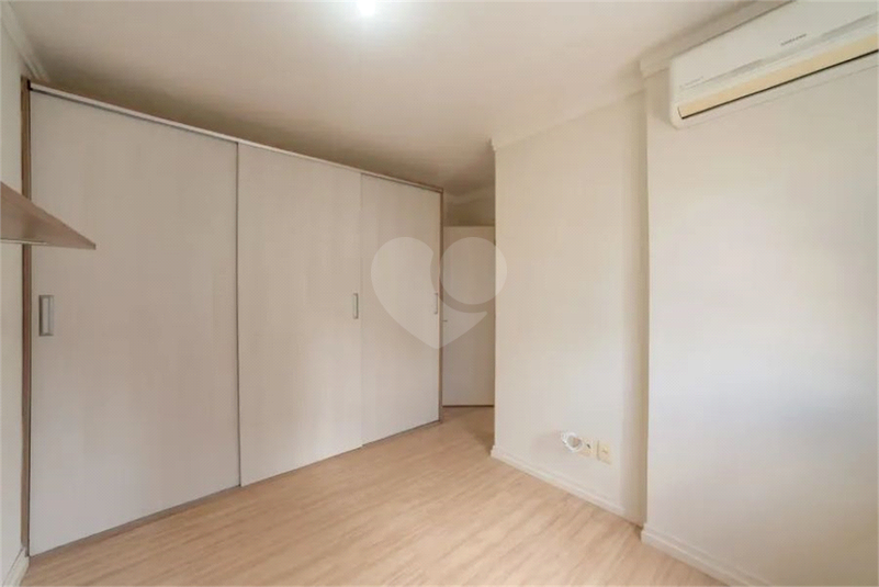 Venda Apartamento Porto Alegre Centro Histórico REO825916 12