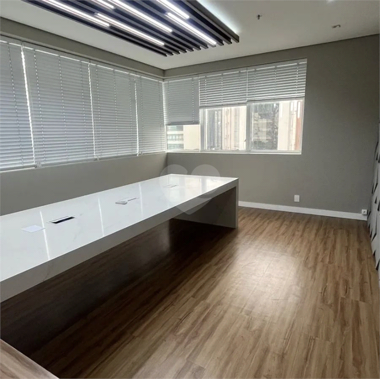 Venda Loft São Paulo Cerqueira César REO826356 9