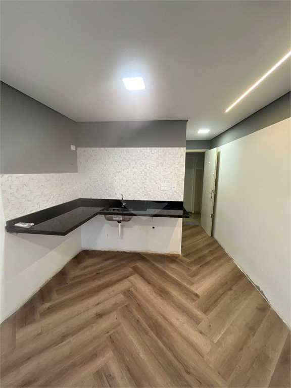 Venda Apartamento São Paulo República REO827630 12