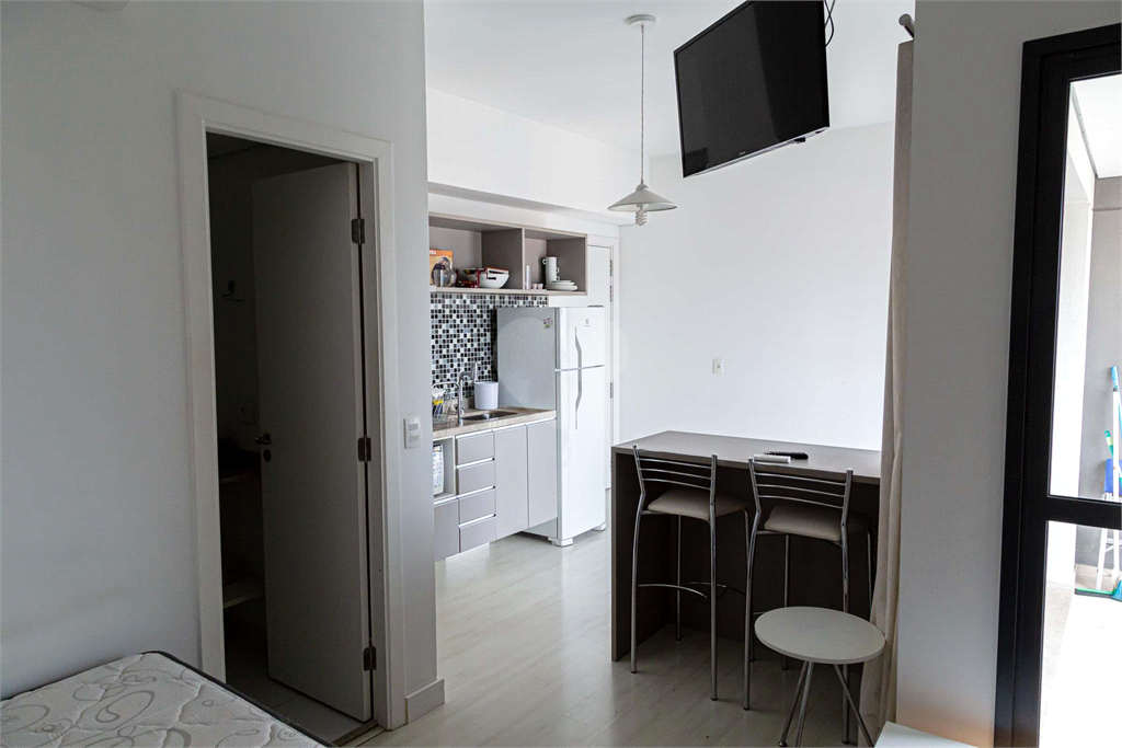 Venda Apartamento São Paulo Bela Vista REO828852 6