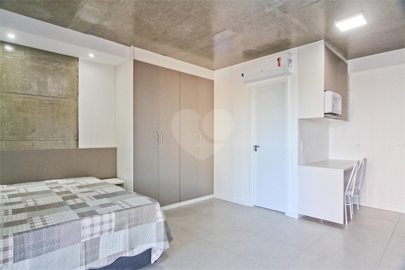 Venda Apartamento São Paulo Santana REO829267 3