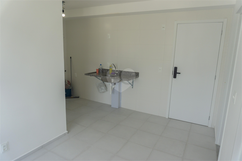 Venda Apartamento São Paulo Bela Vista REO829667 4